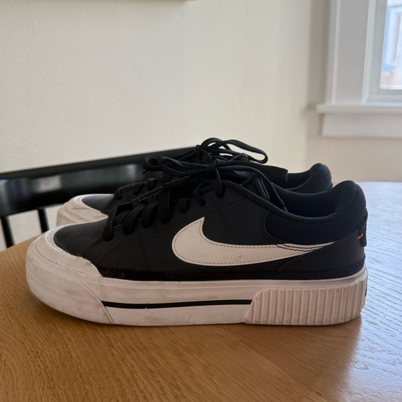 Nike blazers women’s 8.5 - Picture 1 of 4